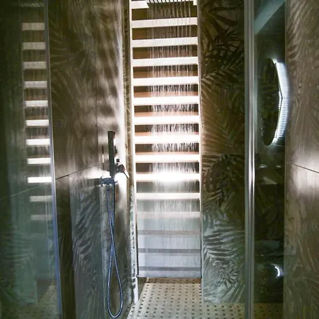 Luxury نابولي